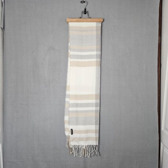 Steve Madden Blanket Scarf Tan Gray Plaid 21X76 - Picture 2 of 5